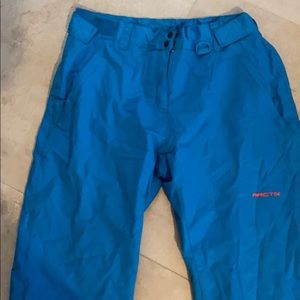 Snowboarding pants